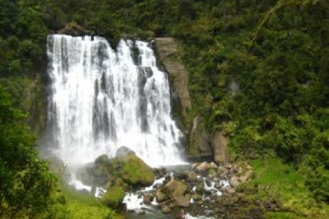 Marakopa Falls 