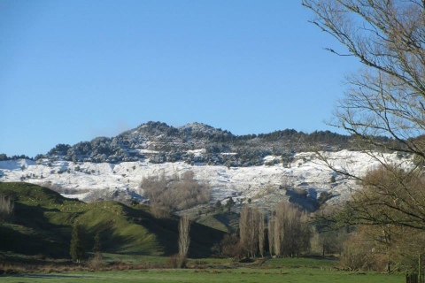 Mokauiti Snow Hills
